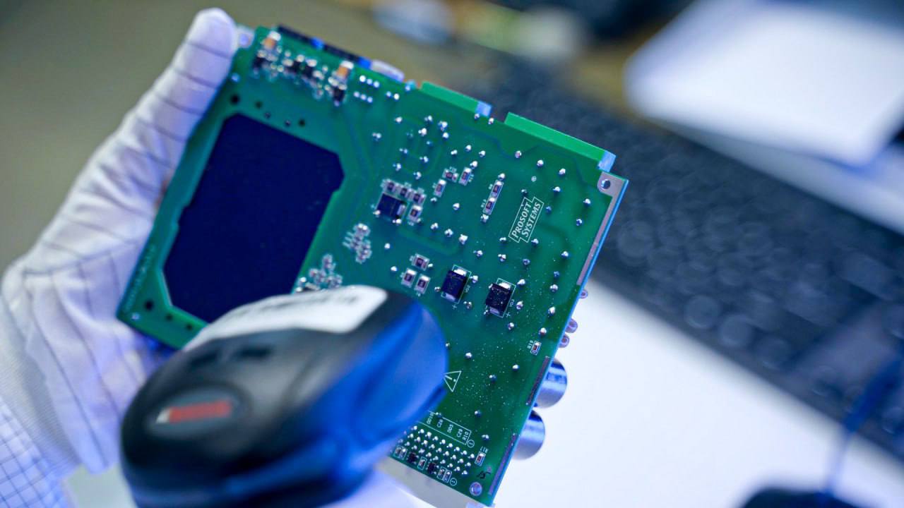 Свердловская промышленность продолжает развиваться даже в условиях санкций Свердловская промышленность продолжает развиваться даже в условиях санкций