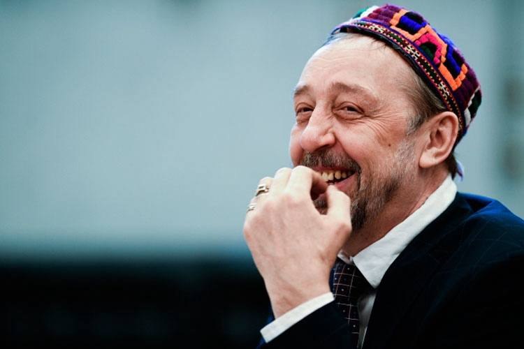 Умер Николай Коляда. На 69-м году жизни скончался выдающийся уральский драматург, актёр, режиссёр и основатель Коляда-Театра