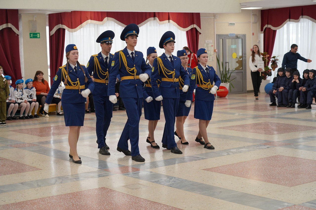 Подведены итоги смотра строя и песни «Мы – юные защитники России»! Подведены итоги смотра строя и песни «Мы – юные защитники России»!