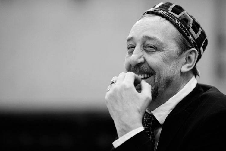 На 69 году жизни скончался драматург Николай Коляда, сообщил губернатор Свердловской области Денис Паслер