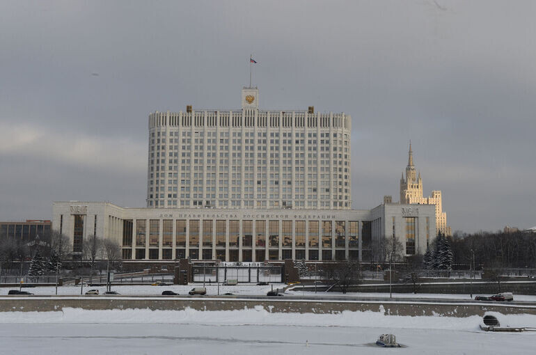 Ужесточение ответственности для иностранцев: новые правила для банковских сотрудников в России