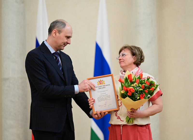 Губернатор Свердловской области Денис Паслер вручил награды передовикам отрасли молочного животноводства Среднего Урала