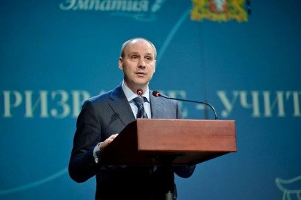 «Труд души, сердца и ума»: Денис Паслер вручил награды победителям конкурса для педагогов «Призвание – учить»