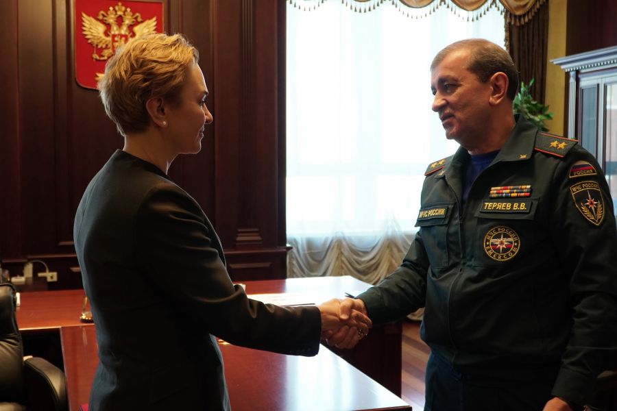 Министерство образования Свердловской области и Главное управление МЧС России по Свердловской области заключили соглашение о сотрудничестве при решении задач предупреждения и ликвидации чрезвычайных ситуаций