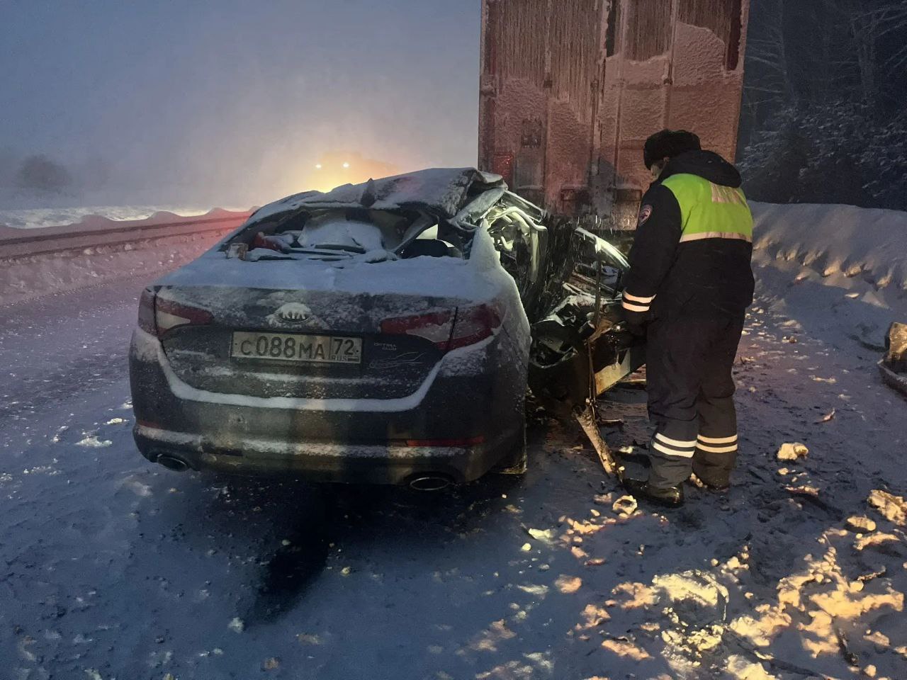 Обстоятельства смертельного ДТП на трассе "Екатеринбург – Тюмень" выясняют автоинспекторы