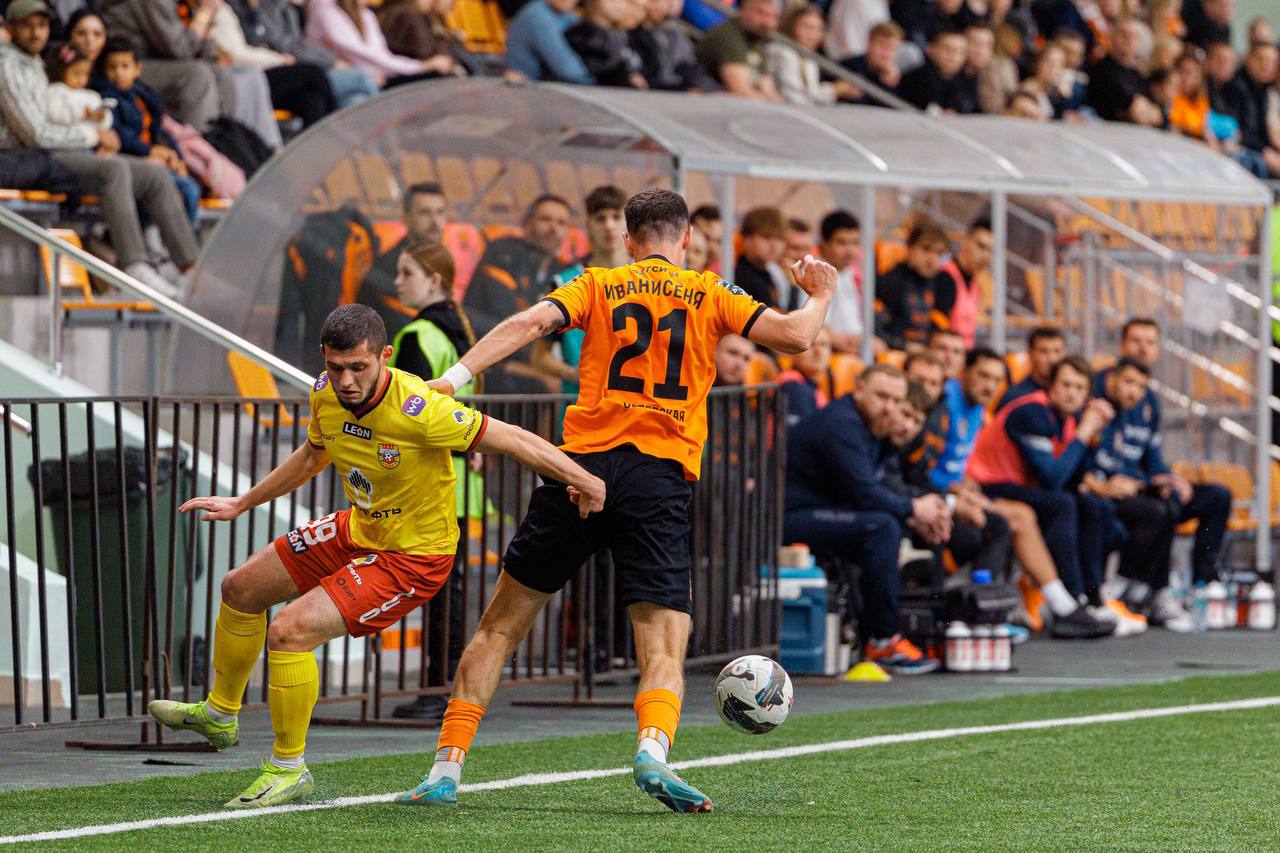 «Урал» одержал первую победу под руководством Василия Березуцкого «Урал» одержал первую победу под руководством Василия Березуцкого