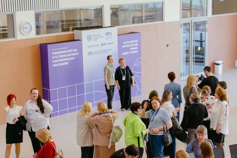 �������������� ����� � ������������� ��������� ����� 400 �������� ���������� � �����������-������� ���������