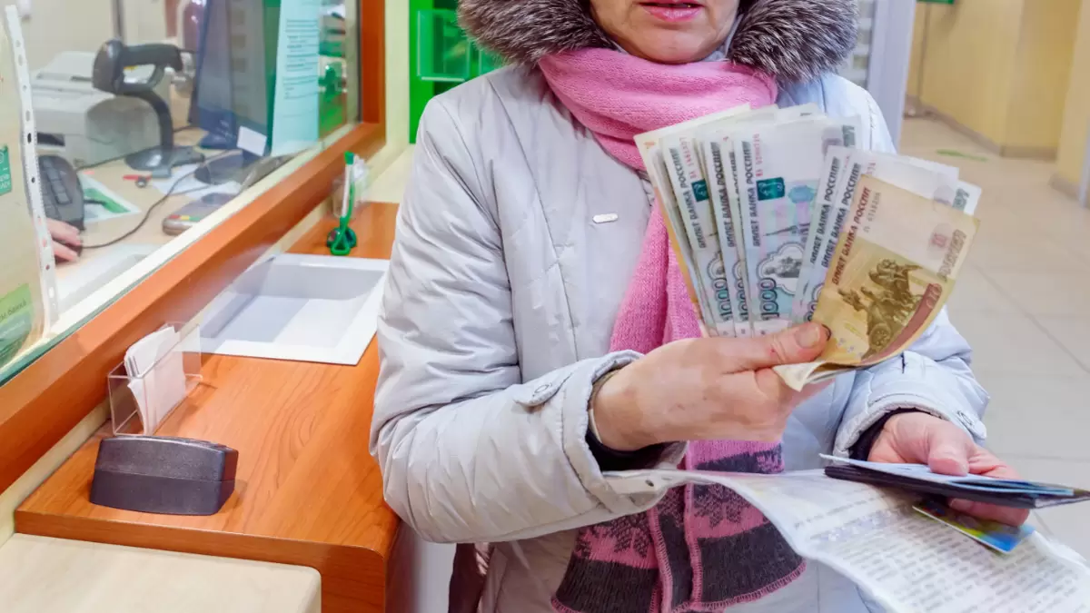 Доплата к пенсии: как получить надбавку за советский стаж