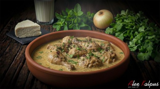 Курица в молоке с мятой: грузинский рецепт, который удивляет