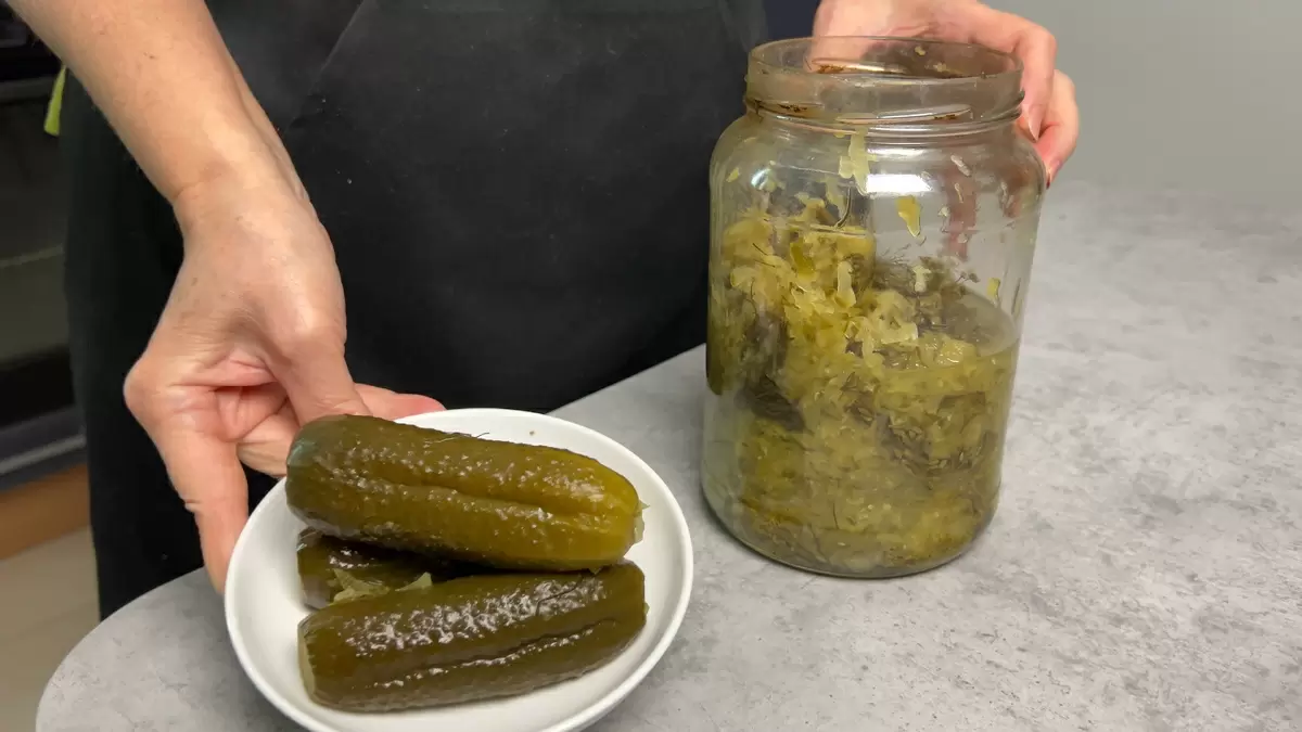 Соленые огурцы, о которых все говорят: секреты хранения и вкуса