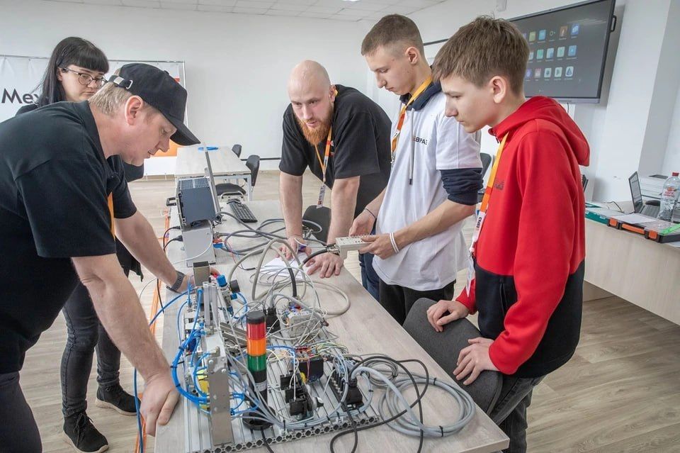 ���� �������� ����� � ������ ��������� � ���������