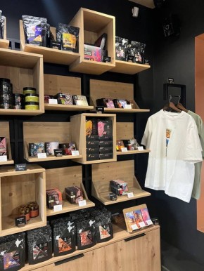 Куда пойти на медленную встречу: уютное кафе Amazing Cacao у станции Достоевская