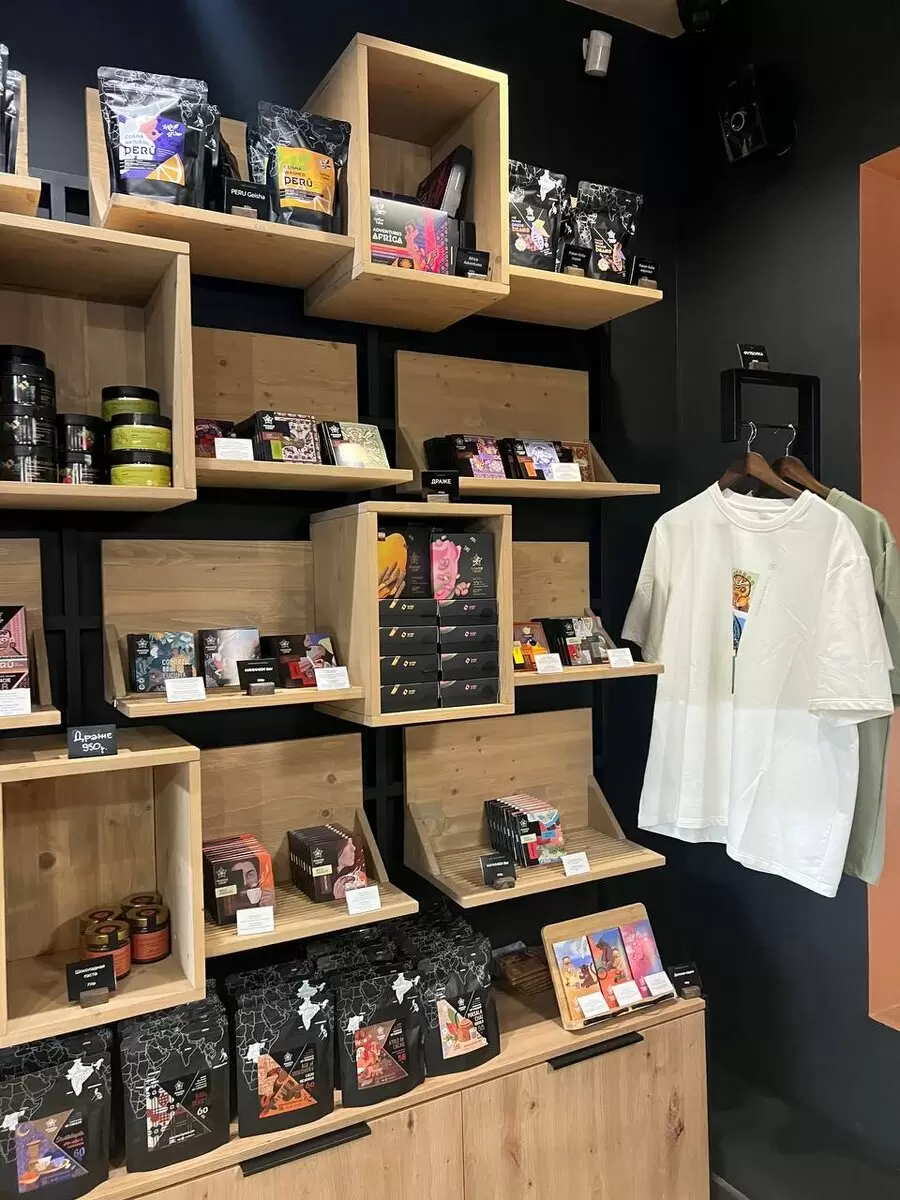 Куда пойти на медленную встречу: уютное кафе Amazing Cacao у станции Достоевская