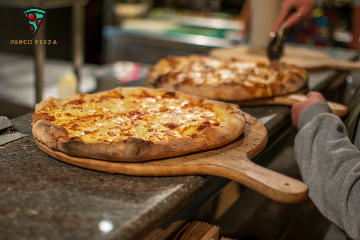 Пицца с душой: Почему Parco Pizza в Афинах покорила сердца гурманов