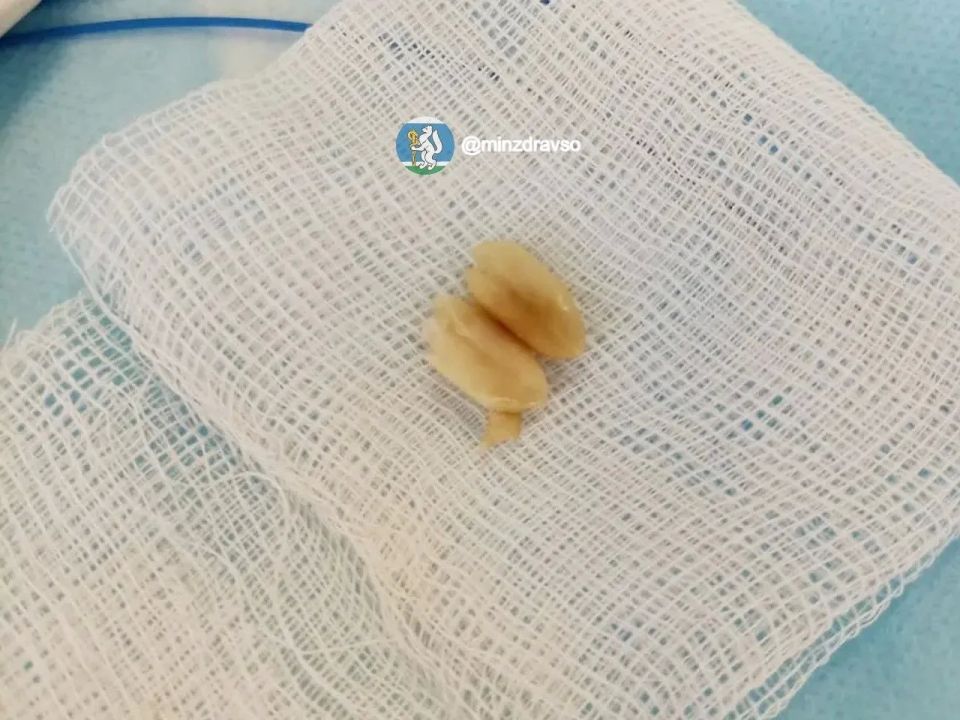 Специалистов трёх больниц и даже вертолёт задействовали для спасения двухлетнего малыша Специалистов трёх больниц и даже вертолёт задействовали для спасения двухлетнего малыша