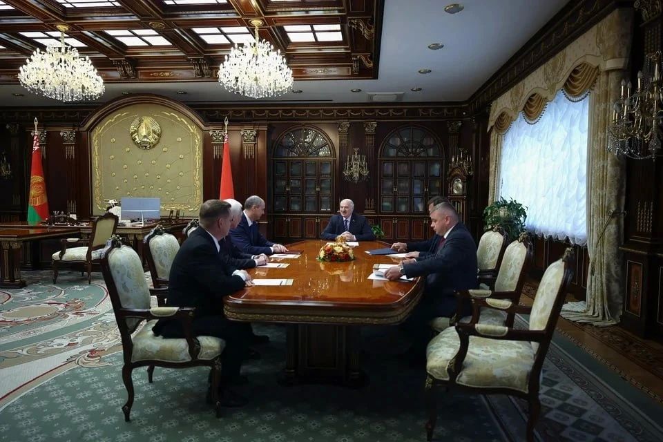 Александр Лукашенко назвал Свердловскую область «россиеобразующим» регионом