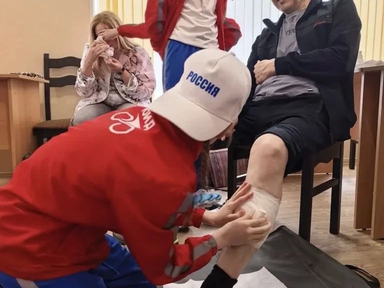 Команда ЮИД Свердловской области «БДДйка – дети ПДД» достойно прошла все испытания 53-го республиканского слёта-конкурса отрядов ЮИД в Республике Беларусь! Команда ЮИД Свердловской области «БДДйка – дети ПДД» достойно прошла все испытания 53-го республиканского слёта-конкурса отрядов ЮИД в Республике Беларусь!