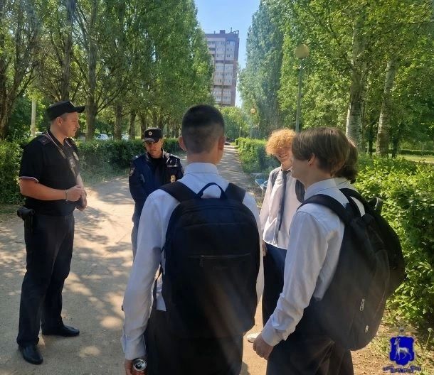 В Самаре прошла масштабная операция: полиция на страже правопорядка В Самаре прошла масштабная операция: полиция на страже правопорядка