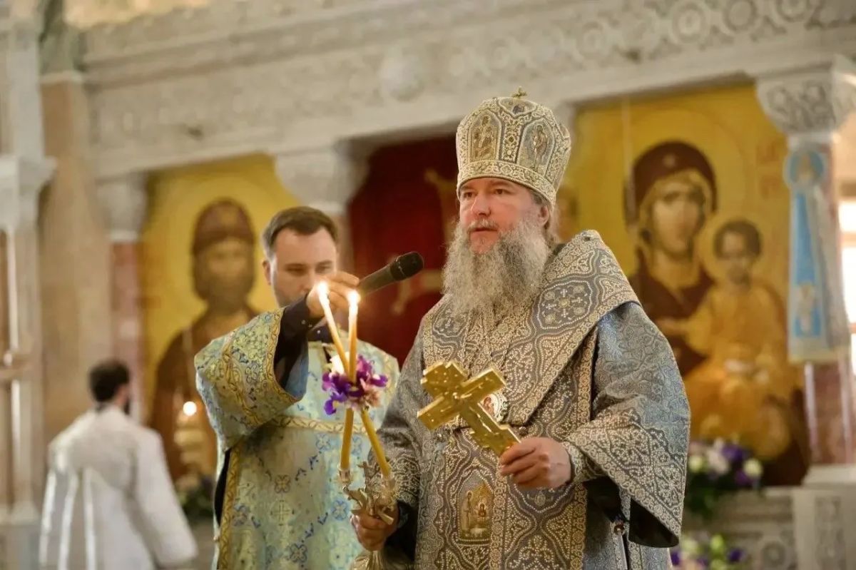 В Ново-Тихвинском монастыре Екатеринбурга отмечают день Тихвинской иконы Божией Матери В Ново-Тихвинском монастыре Екатеринбурга отмечают день Тихвинской иконы Божией Матери