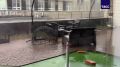 Сильный дождь с ветром в Екатеринбурге.