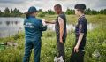На страже безопасности: спасатели патрулируют территории подверженные риску подтопления