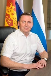 Глава города Владислав Пинаев поздравляет тагильчан с Днём металлурга!