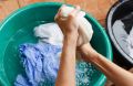 Одежда без воды: 7 креативных способов стирки в экстремальных условиях