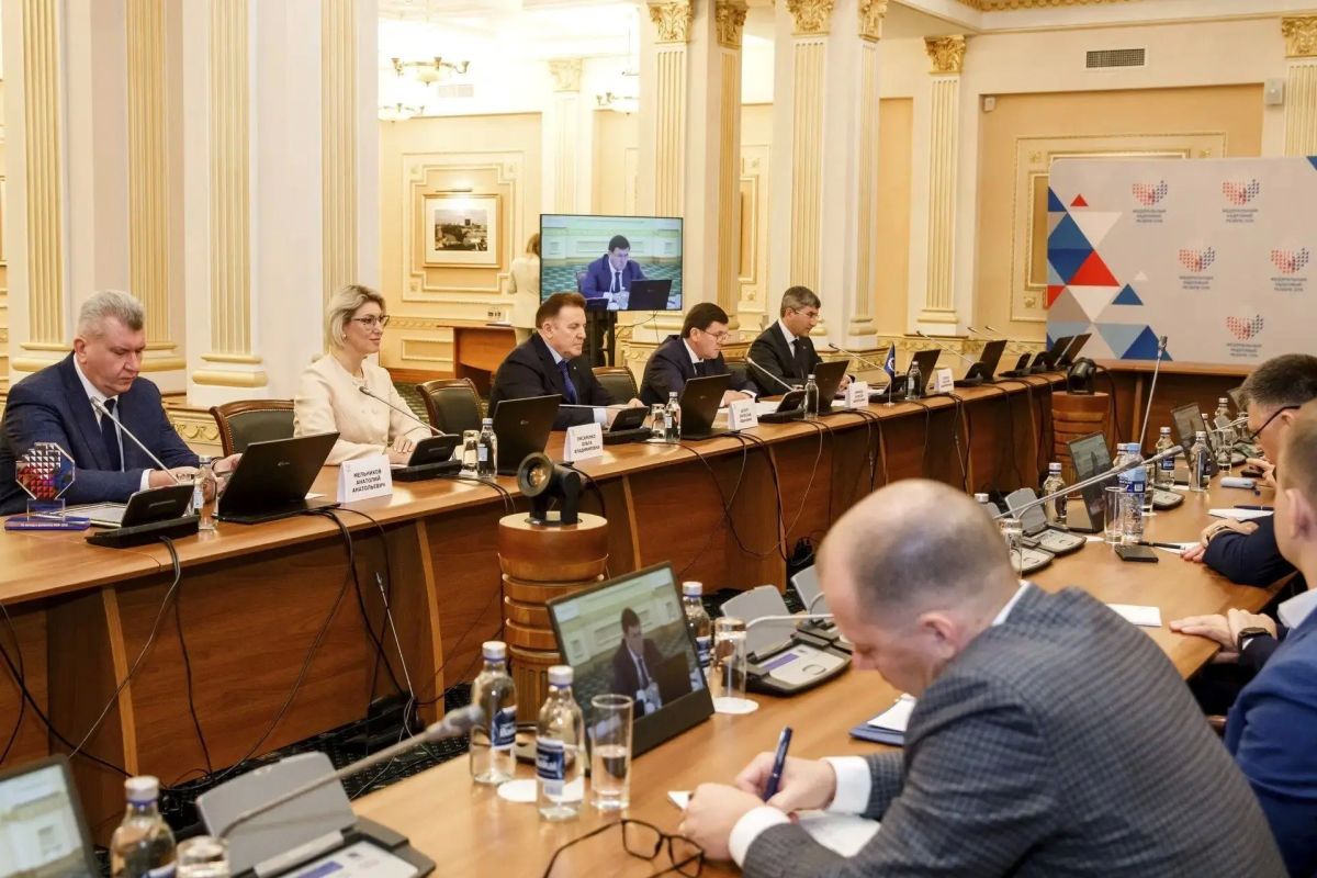 Передовые технологические решения для оборонной промышленности обсудили в Екатеринбурге Передовые технологические решения для оборонной промышленности обсудили в Екатеринбурге