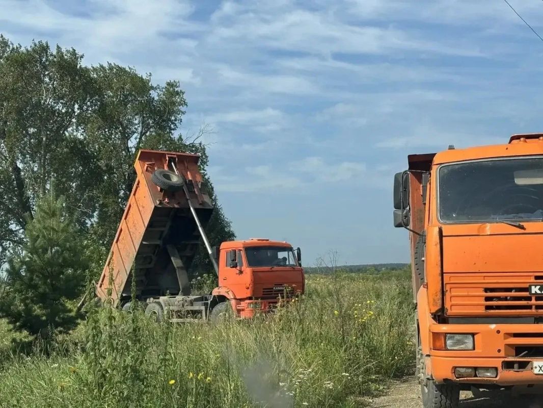 Восстановление транспортной, коммунальной и энергетической инфраструктуры активно идет в территориях, освобожденных от паводковых вод Восстановление транспортной, коммунальной и энергетической инфраструктуры активно идет в территориях, освобожденных от паводковых вод