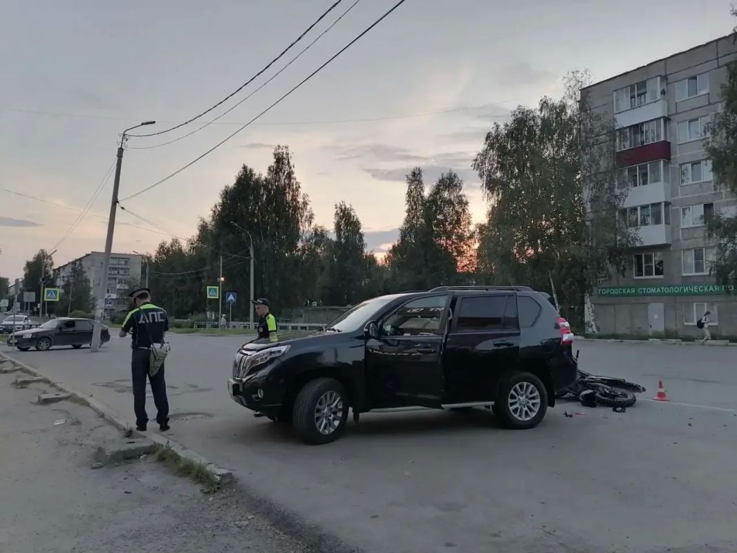 Два подростка попали в аварию в Серове Два подростка попали в аварию в Серове