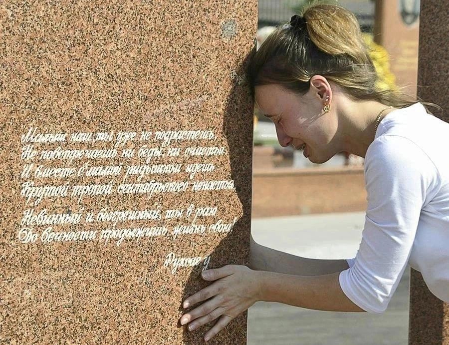 Сегодня 22 года со дня трагедии в школе №1 в Беслане Сегодня 22 года со дня трагедии в школе №1 в Беслане