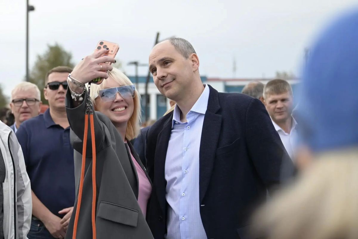 Денис Паслер отметил необходимость дальнейшего благоустройства общественного пространства в центре Богдановича Денис Паслер отметил необходимость дальнейшего благоустройства общественного пространства в центре Богдановича