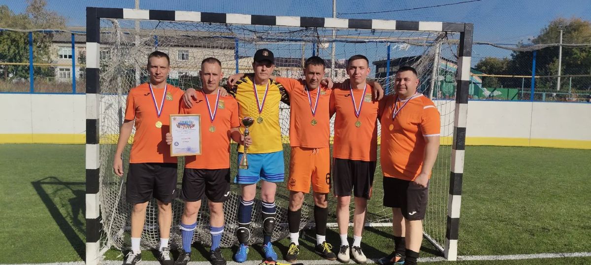 В Камышлове прошёл первый этап чемпионата ГУФСИН по футболу, посвящённый Году единства народов России В Камышлове прошёл первый этап чемпионата ГУФСИН по футболу, посвящённый Году единства народов России