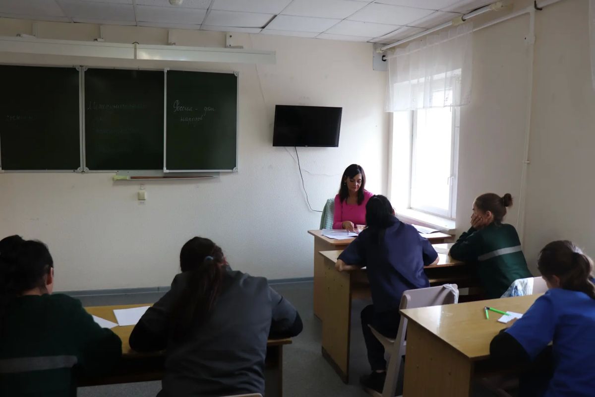В ИК-16 отметили Международный день грамотности: диктант о единстве народов России В ИК-16 отметили Международный день грамотности: диктант о единстве народов России