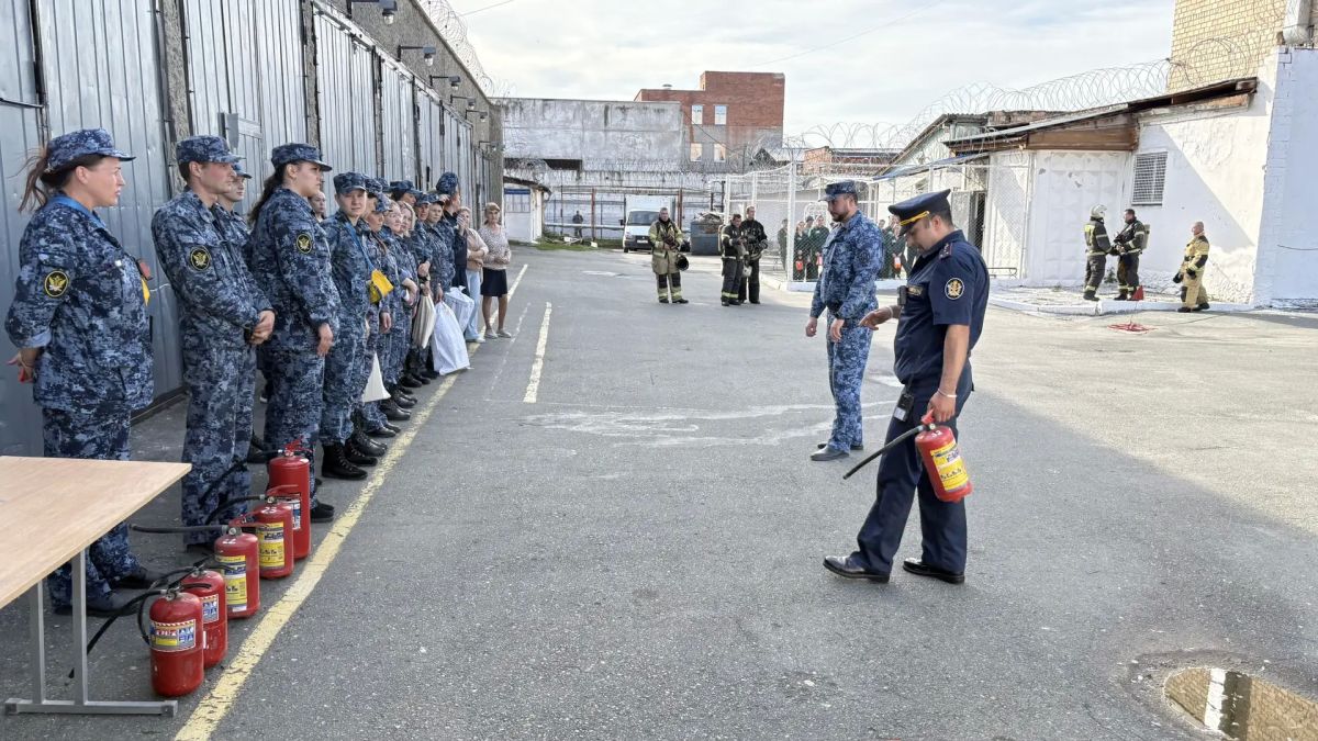В СИЗО-5 прошли совместные учения с пожарно-спасательной частью В СИЗО-5 прошли совместные учения с пожарно-спасательной частью