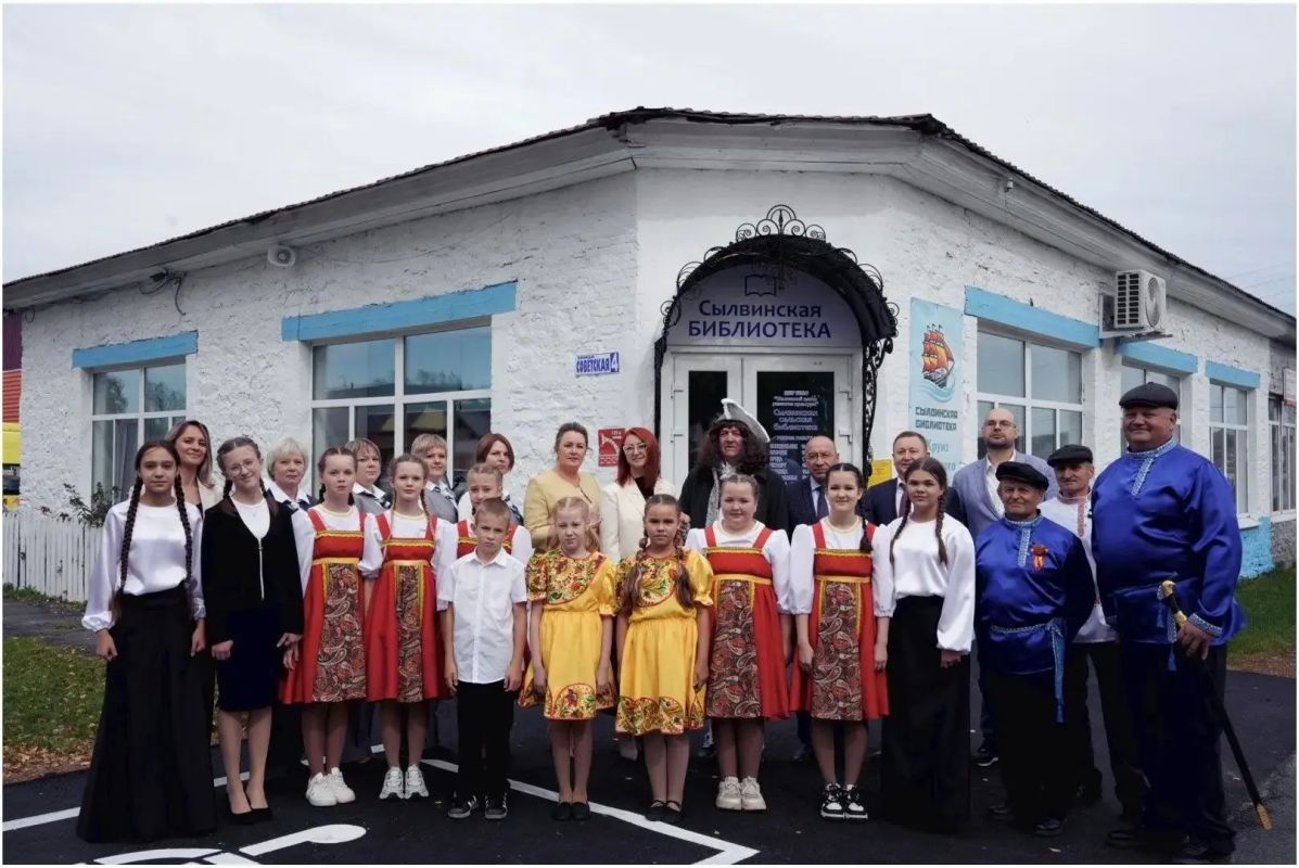 В одном из старейших сел Шалинского округа открылась модельная библиотека В одном из старейших сел Шалинского округа открылась модельная библиотека