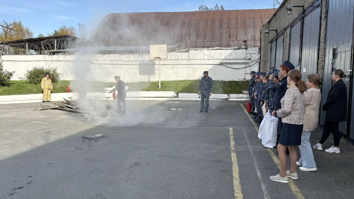 В СИЗО-5 прошли совместные учения с пожарно-спасательной частью В СИЗО-5 прошли совместные учения с пожарно-спасательной частью