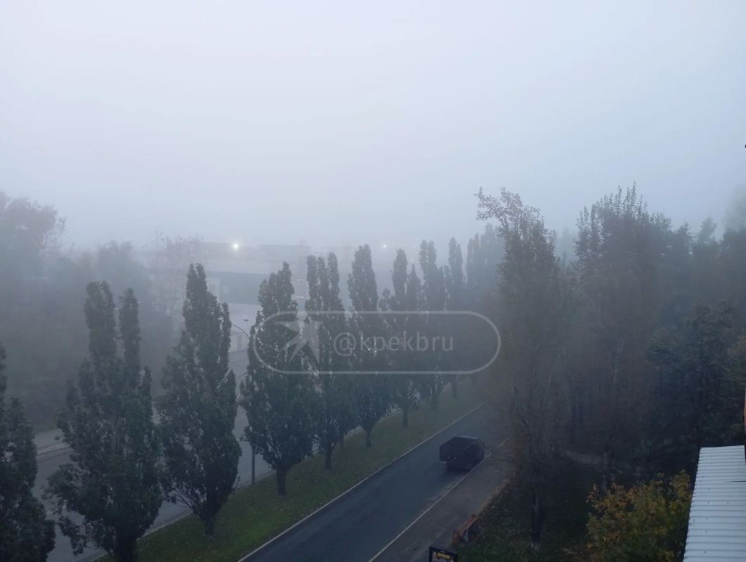 Екатеринбург накрыл густой туман Екатеринбург накрыл густой туман