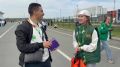 Свердловчане вручили подарки иностранным участникам Международного фестиваля молодежи Делегация Свердловской области в рамках Международного фестиваля молодежи – 2026 вручила памятные подарки участникам из Индии, Марокко...