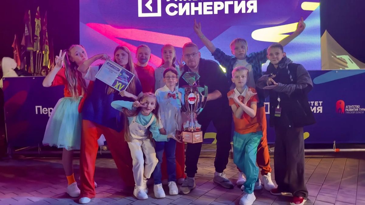 Свердловская юниор-лига КВН стала лучшей в России Свердловская юниор-лига КВН стала лучшей в России