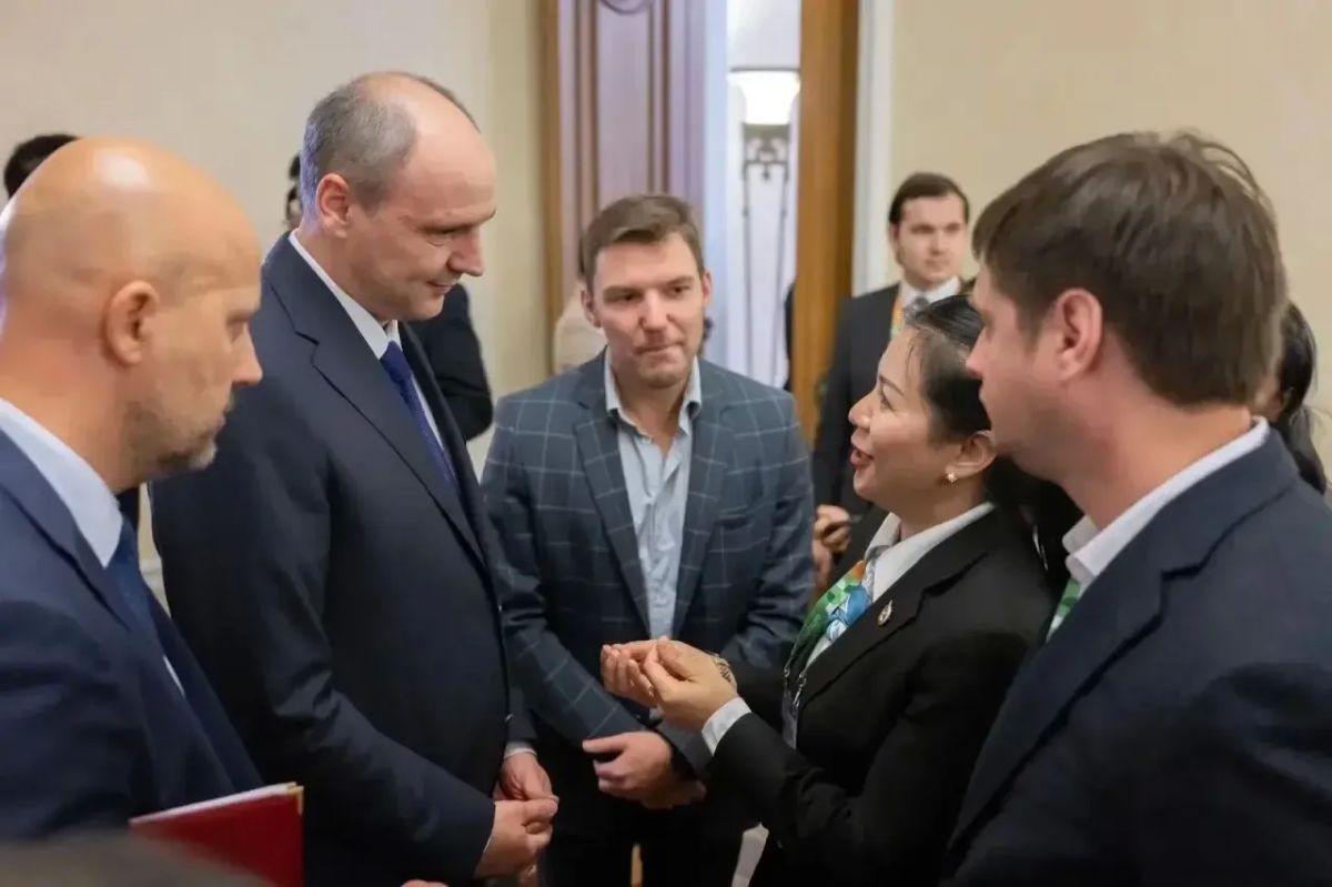 Денис Паслер: Сегодня встретился с руководителями иностранных органов власти, которые в своих странах курируют вопросы молодежной политики Денис Паслер: Сегодня встретился с руководителями иностранных органов власти, которые в своих странах курируют вопросы молодежной политики