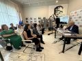 Первые 15 общественных наблюдателей получили направления на избирательные участки