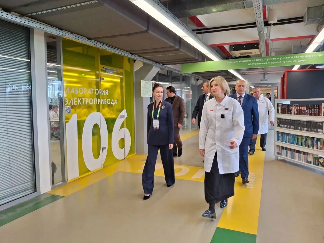 В рамках Международного фестиваля молодёжи делегация из Республики Абхазия посетила Первоуральск В рамках Международного фестиваля молодёжи делегация из Республики Абхазия посетила Первоуральск