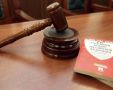 В Серове вынесен приговор двоим местным жителям за похищение человека, грабеж, хулиганство и неоднократное несоблюдение административных ограничений, установленных судом