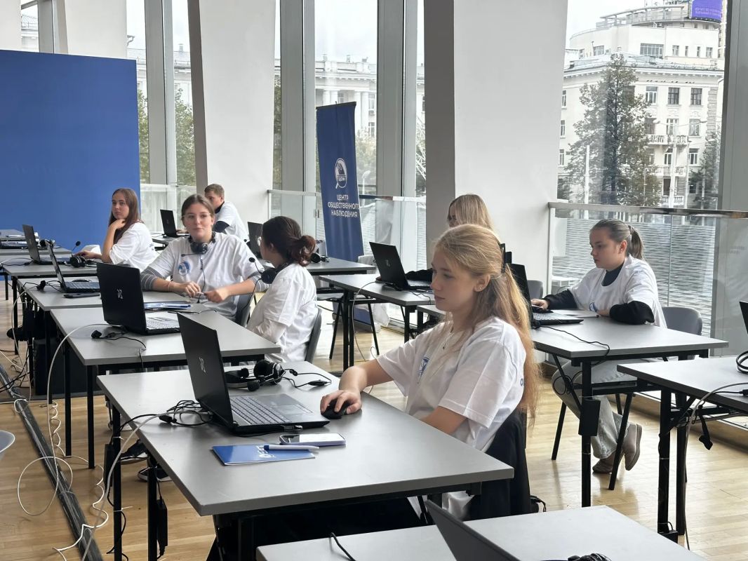 В Свердловской области открылся Центр общественного наблюдения для работы в дни голосования В Свердловской области открылся Центр общественного наблюдения для работы в дни голосования