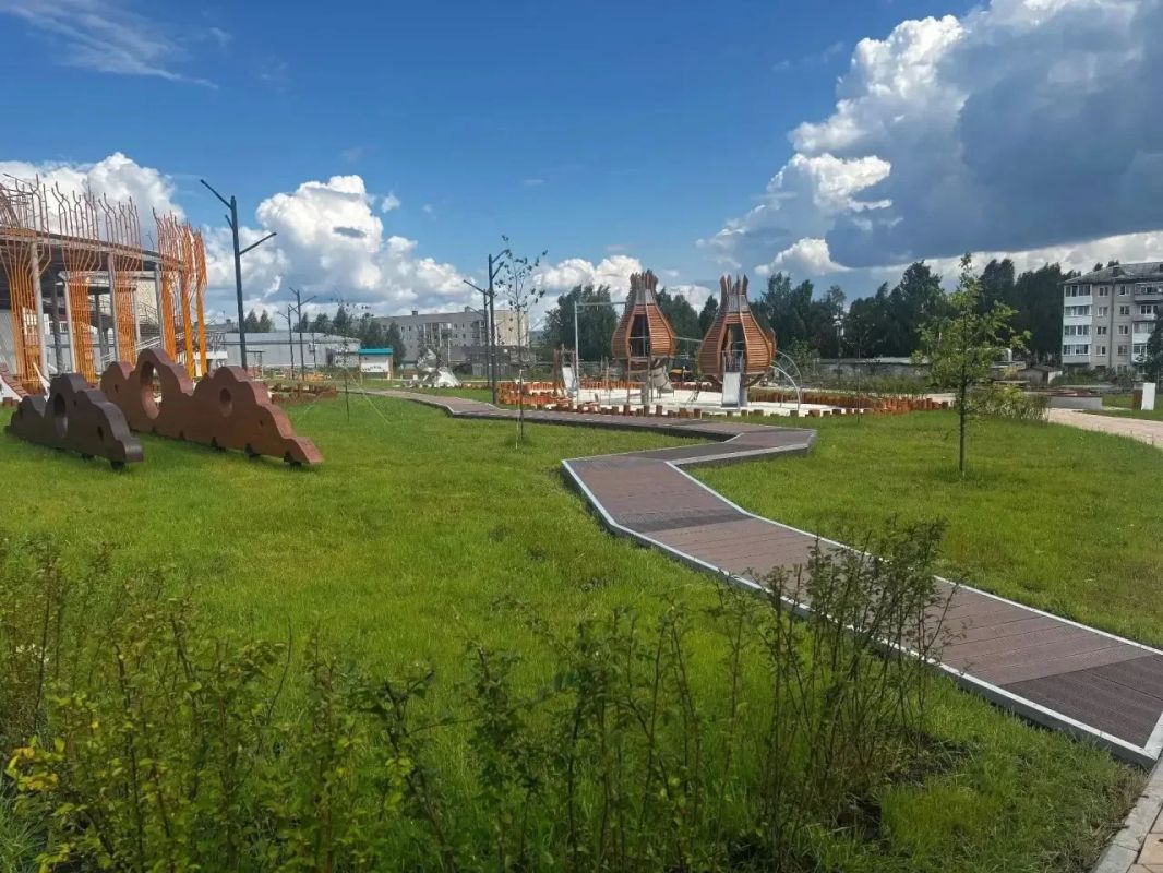 Денис Паслер: Всероссийский конкурс малых городов нацпроекта «Инфраструктура для жизни» помогает менять небольшие уральские города, создавая в них уникальные общественные пространства Денис Паслер: Всероссийский конкурс малых городов нацпроекта «Инфраструктура для жизни» помогает менять небольшие уральские города, создавая в них уникальные общественные пространства