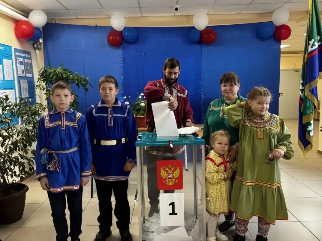 Избирательные участки в УрФО закрылись, завершилось трехдневное голосование Избирательные участки в УрФО закрылись, завершилось трехдневное голосование