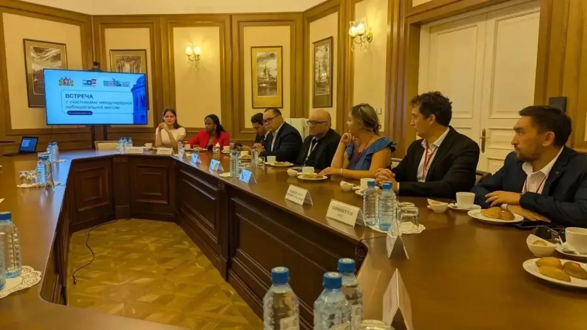 Иностранные наблюдатели высоко оценили организацию процесса выборов в Свердловской области Иностранные наблюдатели высоко оценили организацию процесса выборов в Свердловской области