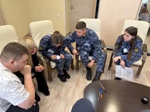 Психолог ИК-12 помогает молодым сотрудникам адаптироваться в коллективе Психолог ИК-12 помогает молодым сотрудникам адаптироваться в коллективе