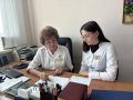 Молодые специалисты, которые завершили учебу в 2026 году, пополнили коллективы свердловских больниц в городах и селах
